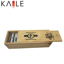 Fournisseur d&#39;or de Domino de points noirs fait sur commande Chine dans la boîte en bois